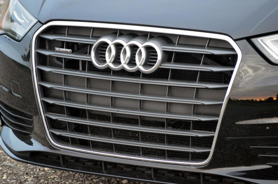 Детали экстерьера Audi A3 Sedan 2.0T Quattro (8V) 2014 года  (NA) (фото 62 из 88)